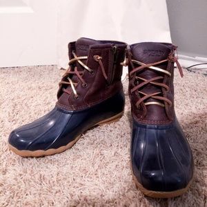 Duck boots 8.5